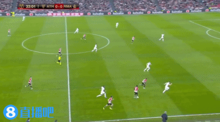 篮球篮网替补控卫连续两场表现亮眼